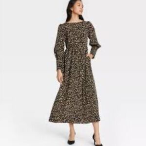 NWOT - Who What Wear Green Floral Long Puff Sleeve Open Back Maxi Dress